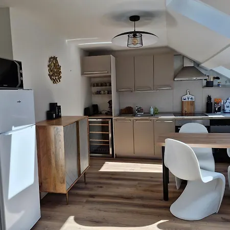 2 Au Cœur De La Cité Médiévale Apartamento